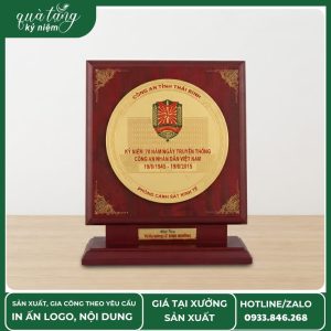 Biểu Trưng Gỗ Đồng Kỷ Niệm 70 Năm Ngày Truyền Thống CAND