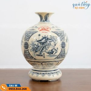Bình hút lộc men rạn kỷ niệm 20 năm ngày ra trường họa tiết Chùa Một Cột